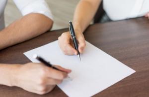 ​Licitații Constanța Stația Slobozia Veche va fi păzită. SNTFC CFR Călători SA plătește peste 160.000 de lei pentru servicii de pază (DOCUMENTE)