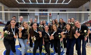 Volei Echipa de cadete a CSM Constanța, medalie de bronz în Campionatul Național. Și în acest sezon pe podium (VIDEO)    