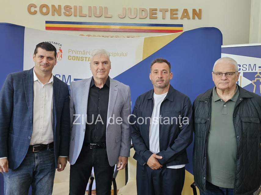 Foto: Mihai Ochiuleț, Aihan Omer, Marius Stavrositu si Andrei Szemerjai
