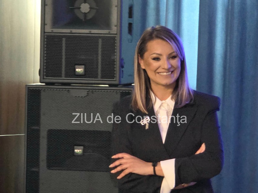Cătălina Smereca, specialist comunicare