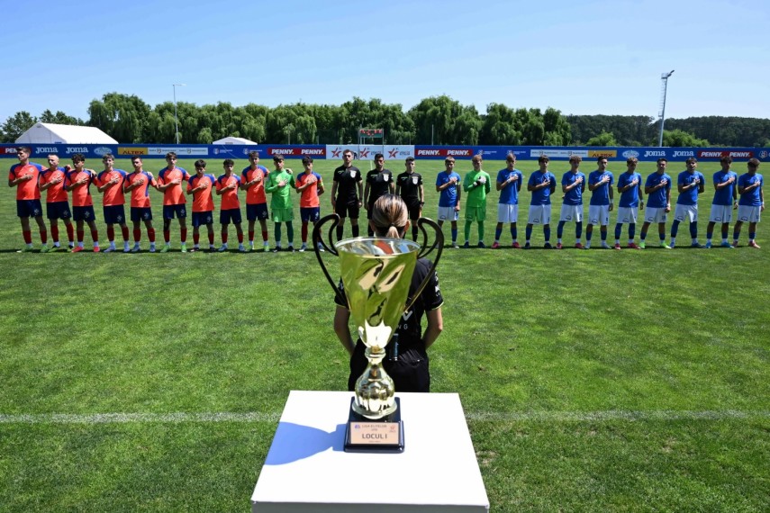 Farul și FCSB, înaintea finalei din Liga Elitelor. Sursa foto: Academia hagi