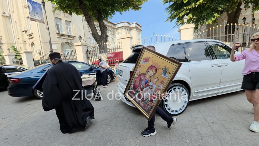 Cadoul din partea lui Gigi Becali. Sursa foto: ZIUA de Constanța
