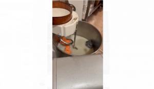 FOTO+VIDEOLa patiseria Ambiental Bakery de la Dacia activitatea a fost oprită temporar de ANPC  