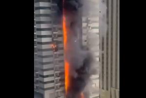 VIDEO. Zgârie nori din Dubai, în flăcări. Peste 3.800 de persoane evacuate