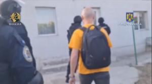 VIDEO Tânăr din Constanța, reținut pentru trafic de droguri de mare risc și substanțe psihoactive