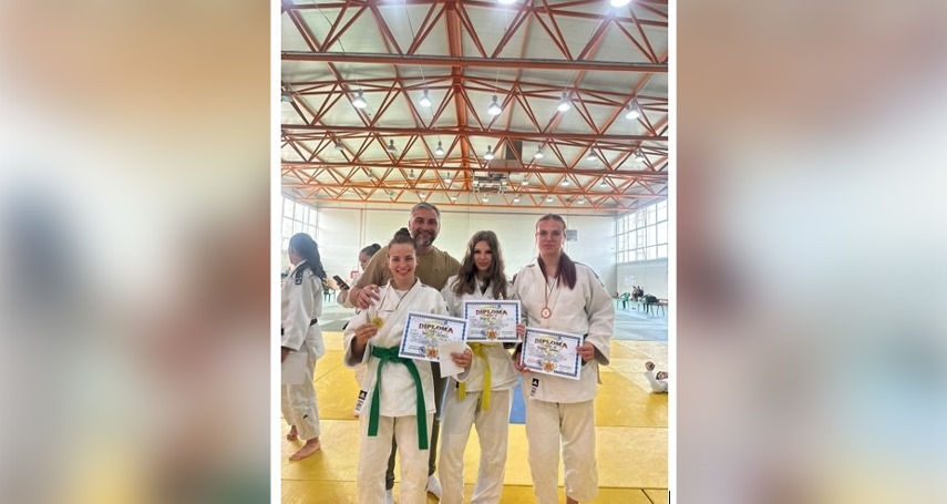 Pe podium și la judo. Sursa foto: Facebook (LPS Nicolae Rotaru)