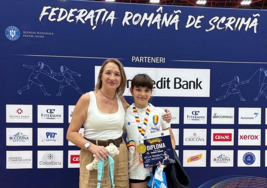 Otilia Pescaru și antrenoarea Mihaela Ion. Sursa foto: Facebook (CSM Constanța)
