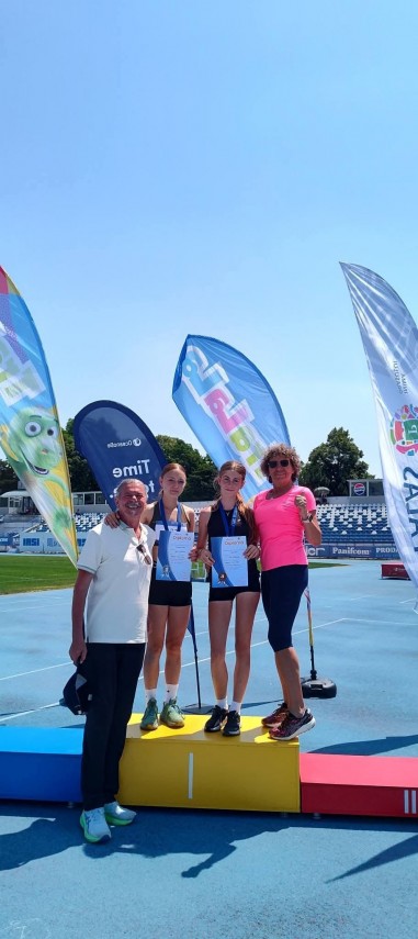 volei pe plaja css1 constanta pe podium la etapa de la bucuresti in campionatul national under 18 galerie