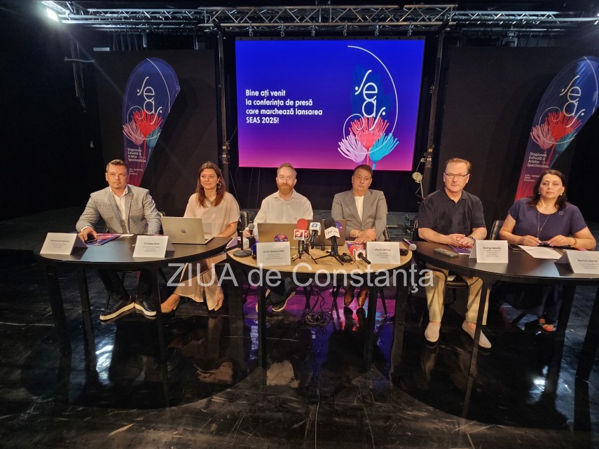 De la dreapta la stânga: Mariana Barde, George Măndilă,Florin Mitroi, Erwin Șimșensohn , Cristina Uruc și Mircea Georgescu