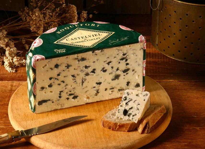 Felie de roquefort, Sursa foto: Wikipedia