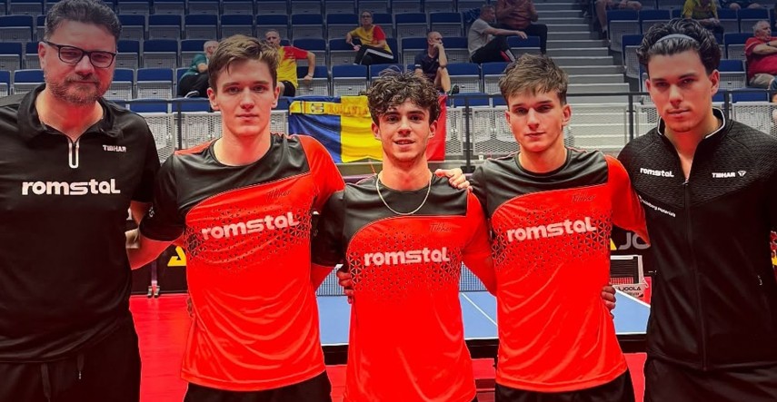 Echipa națională Under-19 a României. Sursa foto: Facebook (Federația Română de Tenis de Masă)