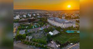 VIDEO - 25 ani de IULIUS 3 grădini urbane amenajate de la zero în Iași, Timișoara și Cluj-Napoca, 18 hectare spații verzi, peste 80.000 arbori maturi și arbuști 