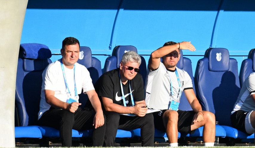 Ianis Zicu, alături de Cristian Sava și Daniel Florea. Sursa foto: Farul Constanța