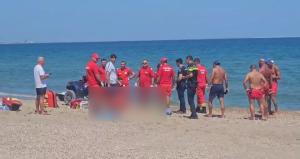 Știri Constanța azi FOTO+VIDEO. O persoană scoasă inconștientă din mare de salvamari în Eforie Sud. A fost declarat decesul 