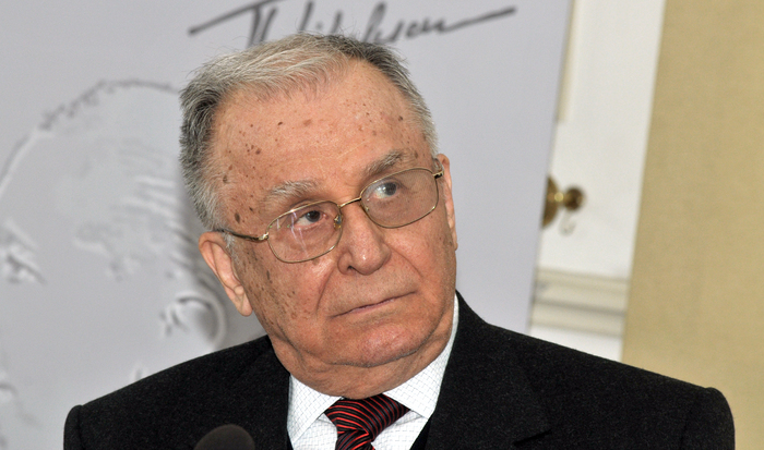 Ion Iliescu. Foto: Facebook/Felix Stroe