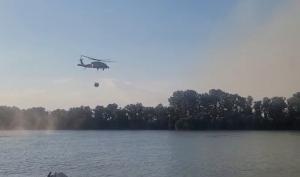 VIDEO. Zeci de salvatori în ziua 10 de luptă cu flăcările în apropiere de Chilia Veche, județul Tulcea