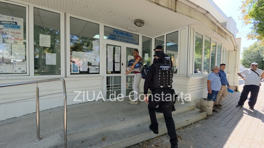 Foto de la locul perchezițiilor