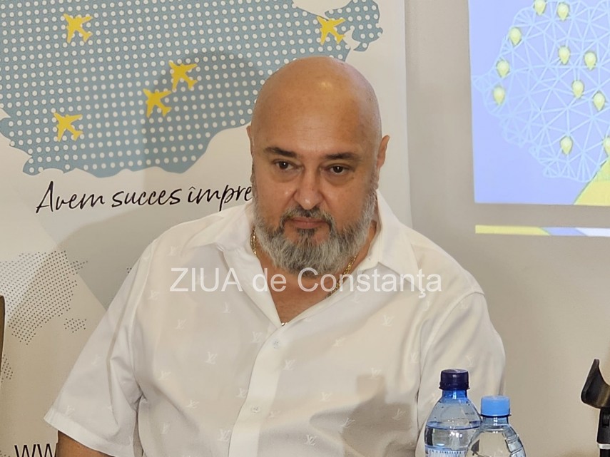 live video text eveniment dedicat evolutiei circulatiei aeriene din romania organizat in statiunea venus