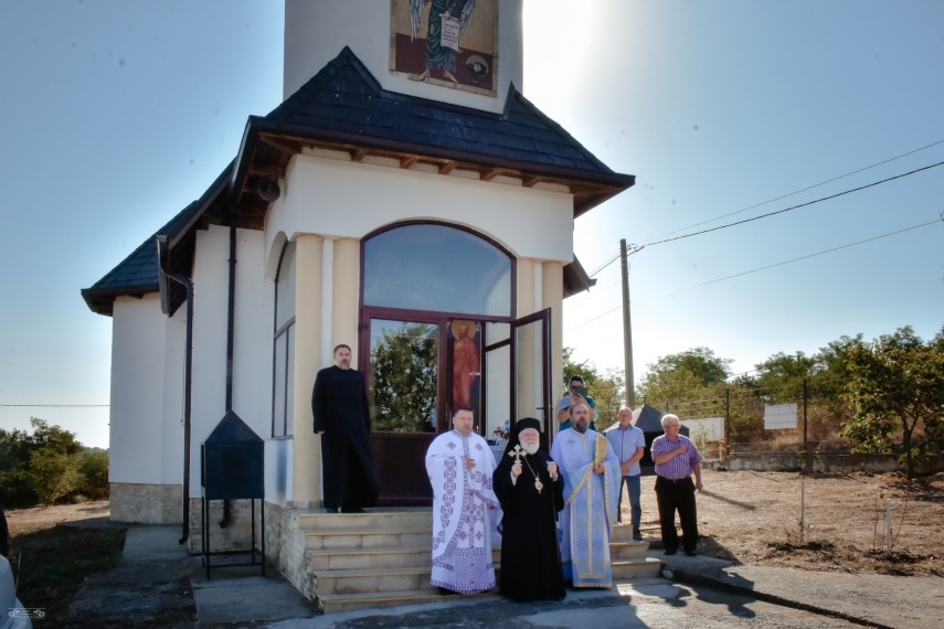 foto credinciosii din tulcea s au adunat la parastasul mitropolitului antonie plamadeala 909889 foto credinciosii din tulcea s au adunat la parastasul mitropolitului antonie plamadeala 909889