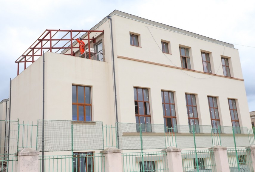 foto modernizarea colegiului national mihai eminescu din constanta aproape de finalizare prin programul foto modernizarea colegiului national mihai eminescu din constanta aproape de finalizare prin programul