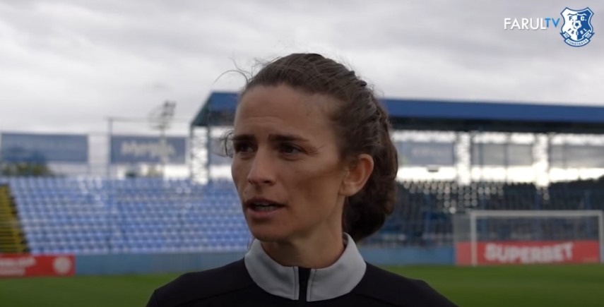 Raluca Simes. Sursa foto: captură Facebook (Farul TV)