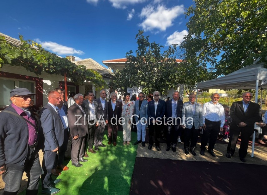 FOTO+VIDEO: Atmosfera de sarbatoare la prima editie a Festivalului Șuberecului organizata la Cumpana! 