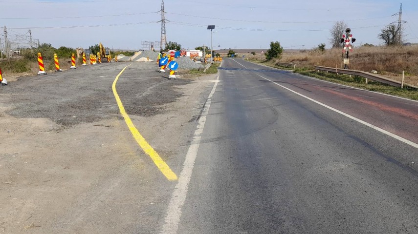 foto srcf constanta modernizeaza trecerea la nivel cu calea ferata de pe dn 22c 913202 foto srcf constanta modernizeaza trecerea la nivel cu calea ferata de pe dn 22c 913202