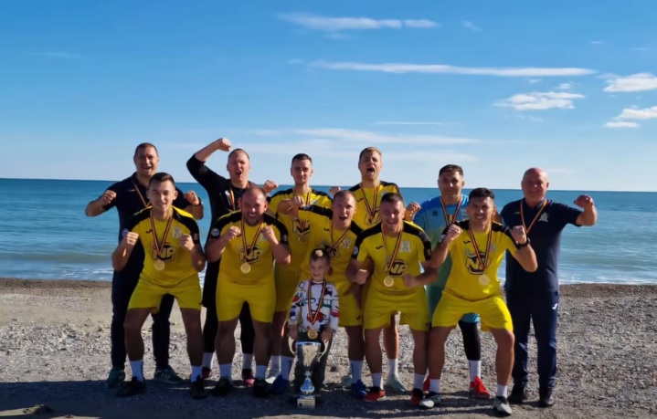S-a jucat pe litoral, la Neptun: Gemina Cluj, campioana in Cupa Camarazii LMP“ 2025. Pe podium a urcat si Arsenal Constanta (GALERIE FOTO + VIDEO)       