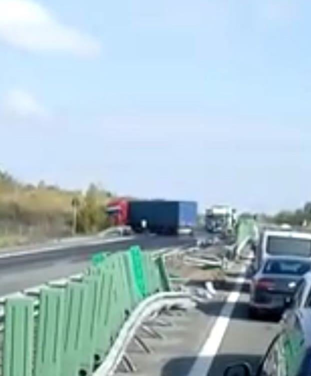 centrul infotrafic atentie soferi trafic ingreunat pe autostrada a2 constanta bucuresti in urma unui centrul infotrafic atentie soferi trafic ingreunat pe autostrada a2 constanta bucuresti in urma unui