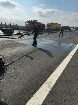 FOTO+VIDEO Jandarmii din Constanța au intervenit la accidentul de pe autostrada A2