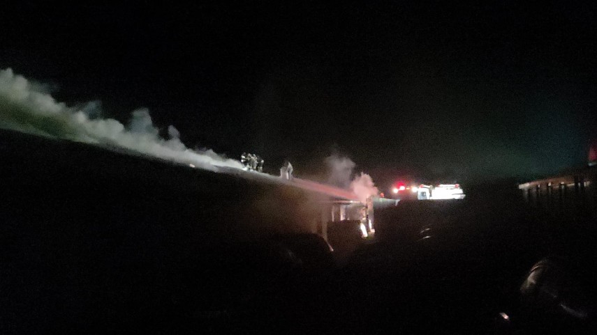 foto incendiu de amploare in judetul suceava doua hale cuprinse de flacari intervin mai multe echipaje foto incendiu de amploare in judetul suceava doua hale cuprinse de flacari intervin mai multe echipaje