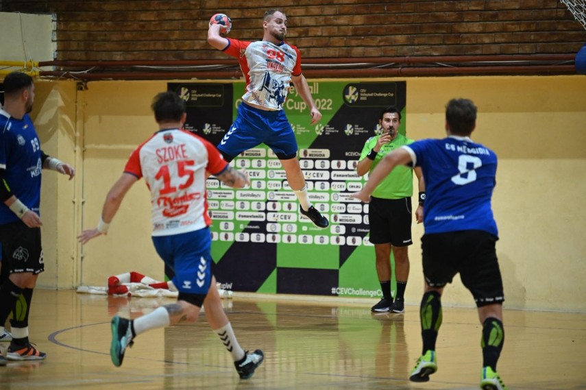 handbal in cupa romaniei cs medgidia a condus la pauza csm vaslui echipa din liga nationala galerie foto handbal in cupa romaniei cs medgidia a condus la pauza csm vaslui echipa din liga nationala galerie foto