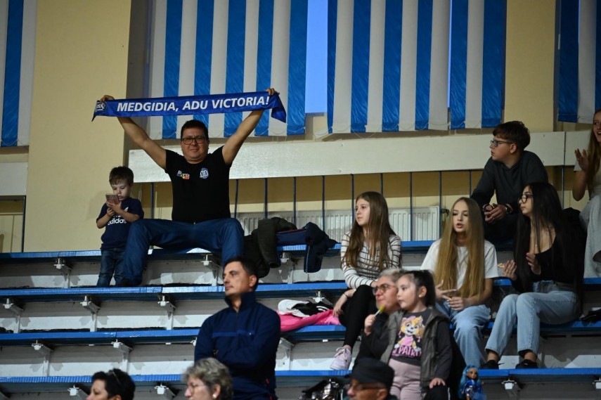 handbal in cupa romaniei cs medgidia a condus la pauza csm vaslui echipa din liga nationala galerie foto handbal in cupa romaniei cs medgidia a condus la pauza csm vaslui echipa din liga nationala galerie foto
