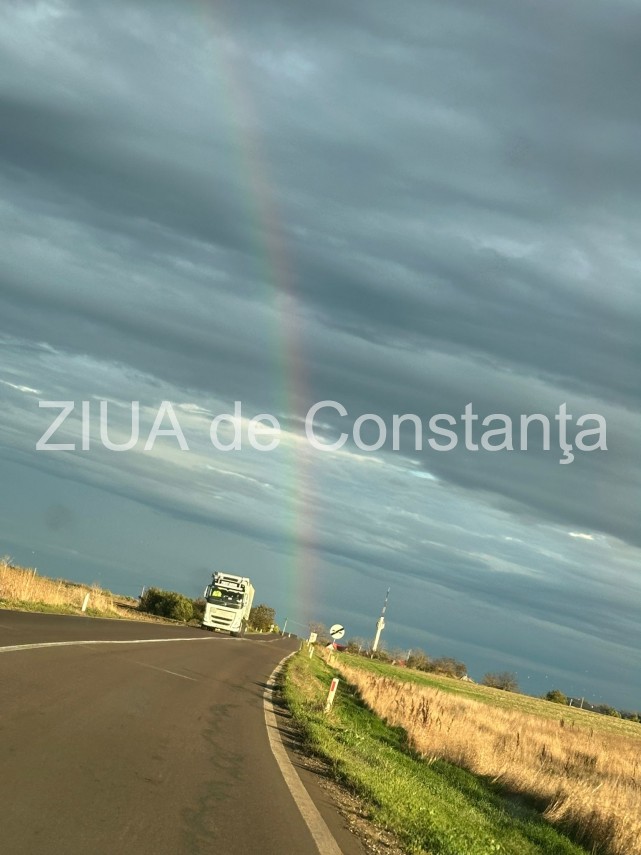 spectacol pe cerul constantei doua curcubee vizibile dupa ploaia de vineri 915677 spectacol pe cerul constantei doua curcubee vizibile dupa ploaia de vineri 915677
