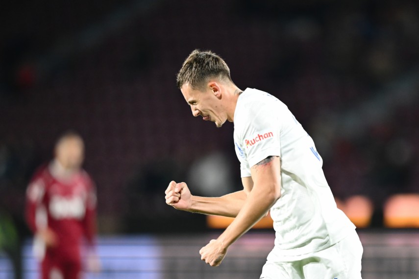 cristian sava dupa cfr cluj farul constanta 0 2 meritul victoriei este al echipei a reusit o munca deosebita cristian sava dupa cfr cluj farul constanta 0 2 meritul victoriei este al echipei a reusit o munca deosebita