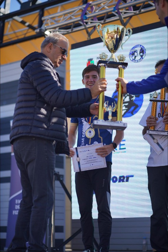 cine a urcat pe podium la crosul ovidio running for peace constanta 2025 particopoanti de toate varstele cine a urcat pe podium la crosul ovidio running for peace constanta 2025 particopoanti de toate varstele