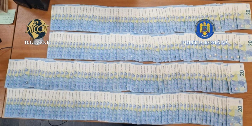 diicot foto afacere cu droguri esuata o femeie si un barbat prinsi in flagrant dupa ce au schimbat 14 diicot foto afacere cu droguri esuata o femeie si un barbat prinsi in flagrant dupa ce au schimbat 14