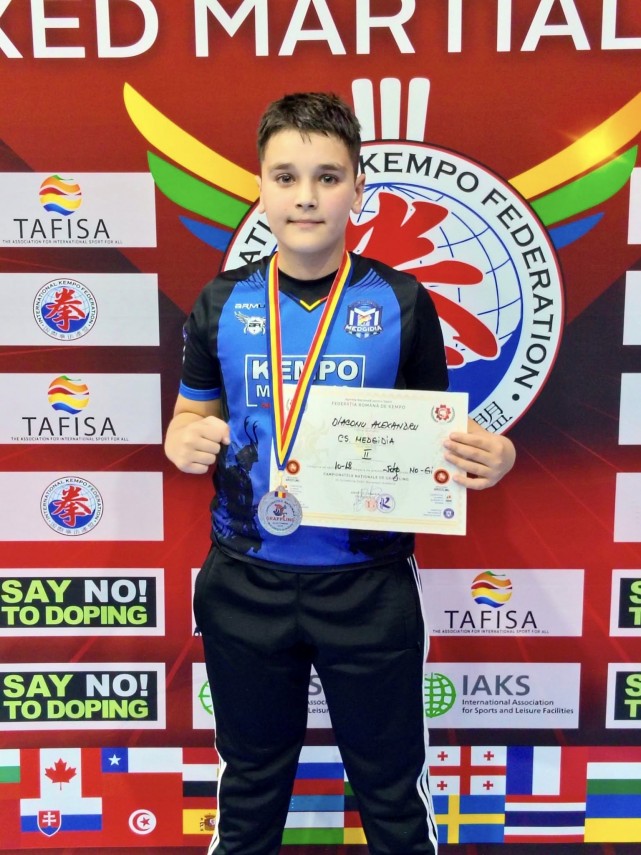 cs medgidia 14 medalii cucerite la campionatul national de grappling gi no gi sunt mandru de toti sportivii cs medgidia 14 medalii cucerite la campionatul national de grappling gi no gi sunt mandru de toti sportivii