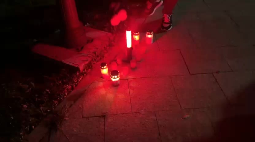 foto video mars de comemorare la constanta la 10 ani de la colectiv oamenii cer in continuare adevar foto video mars de comemorare la constanta la 10 ani de la colectiv oamenii cer in continuare adevar