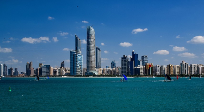 Abu Dhabi; sursa foto: Wikipedia