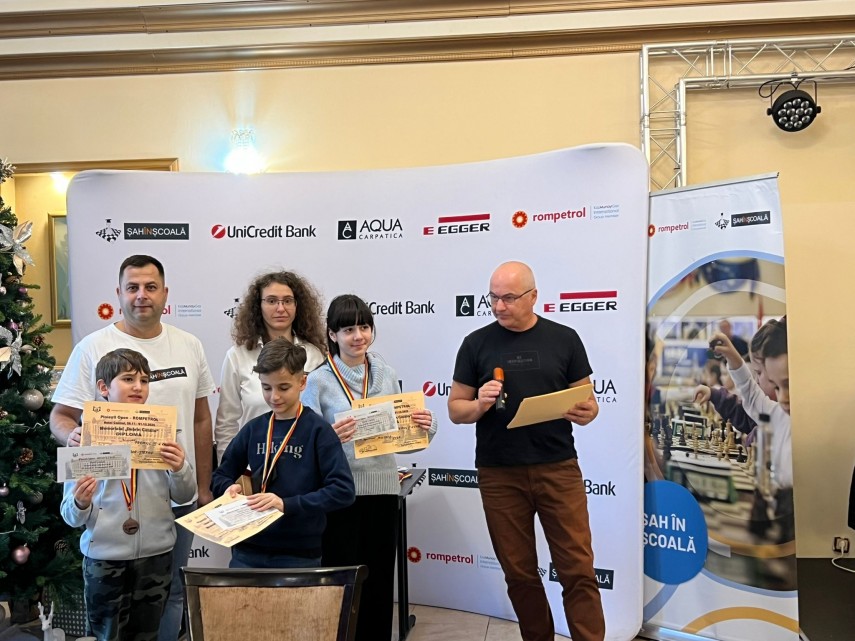 sahistele de la csm constanta pe podium la turneul de la ploiesti au avut evolutii frumoase galerie foto sahistele de la csm constanta pe podium la turneul de la ploiesti au avut evolutii frumoase galerie foto