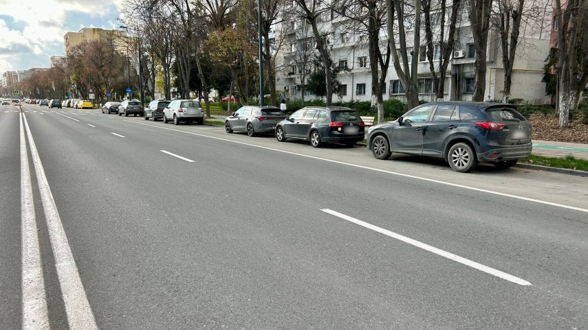 foto stiri constanta lucrarile de montare a separatorilor de trafic continua pe bulevardul alexandru foto stiri constanta lucrarile de montare a separatorilor de trafic continua pe bulevardul alexandru