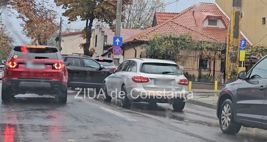 foto video trafic ingreunat pe strada nicolae iorga din constanta 917002 foto video trafic ingreunat pe strada nicolae iorga din constanta 917002