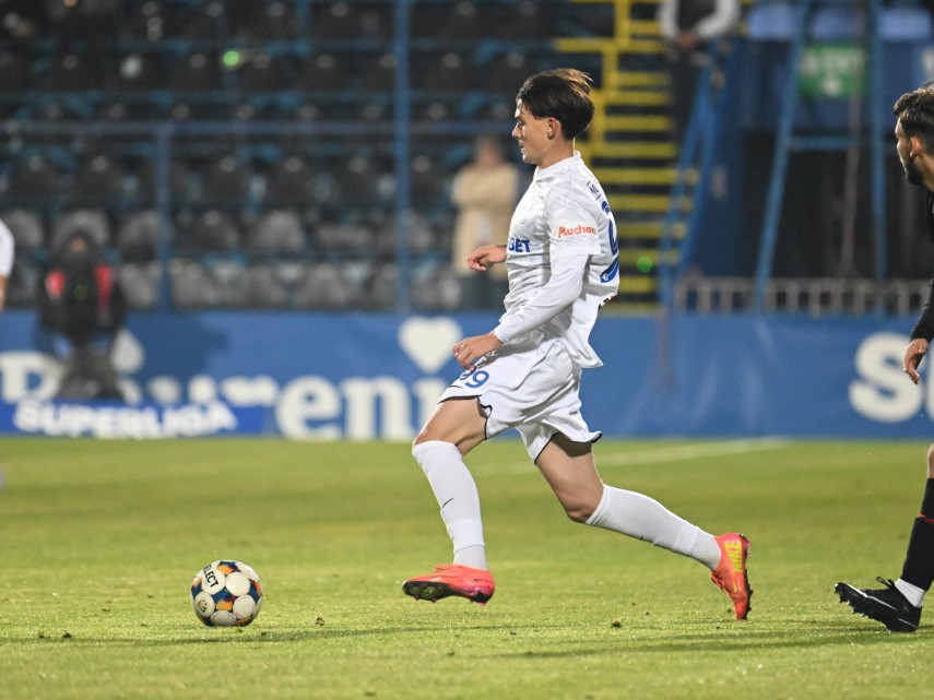 farul constanta povestea lui razvan marincean debutant la 16 ani in superliga de la sighetu marmatiei farul constanta povestea lui razvan marincean debutant la 16 ani in superliga de la sighetu marmatiei