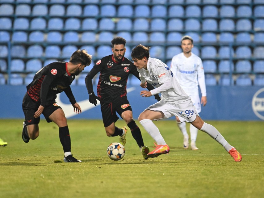 farul constanta povestea lui razvan marincean debutant la 16 ani in superliga de la sighetu marmatiei farul constanta povestea lui razvan marincean debutant la 16 ani in superliga de la sighetu marmatiei