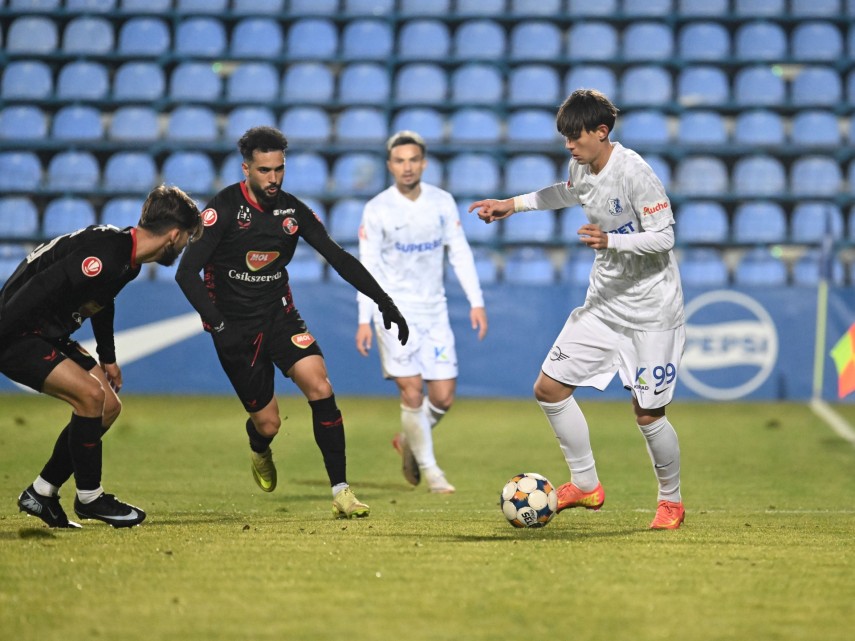 farul constanta povestea lui razvan marincean debutant la 16 ani in superliga de la sighetu marmatiei farul constanta povestea lui razvan marincean debutant la 16 ani in superliga de la sighetu marmatiei