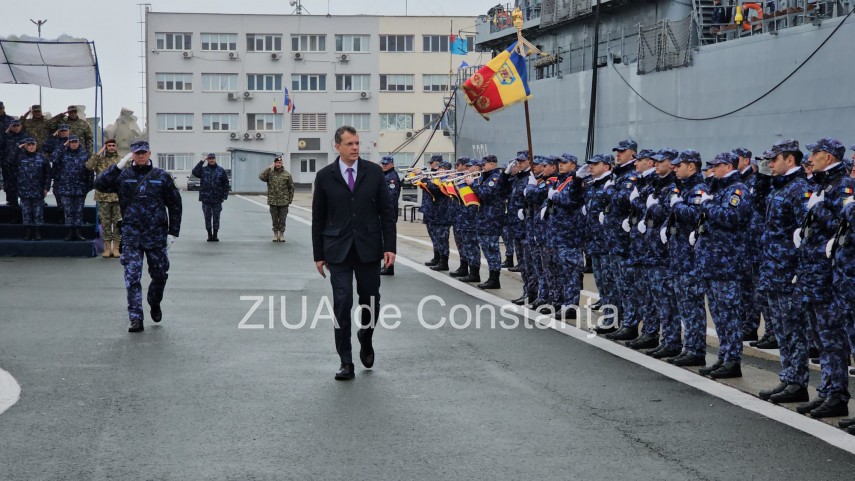 live eveniment in portul militar foto video noul vanator de mine intrat in flota fortelor navale romane live eveniment in portul militar foto video noul vanator de mine intrat in flota fortelor navale romane
