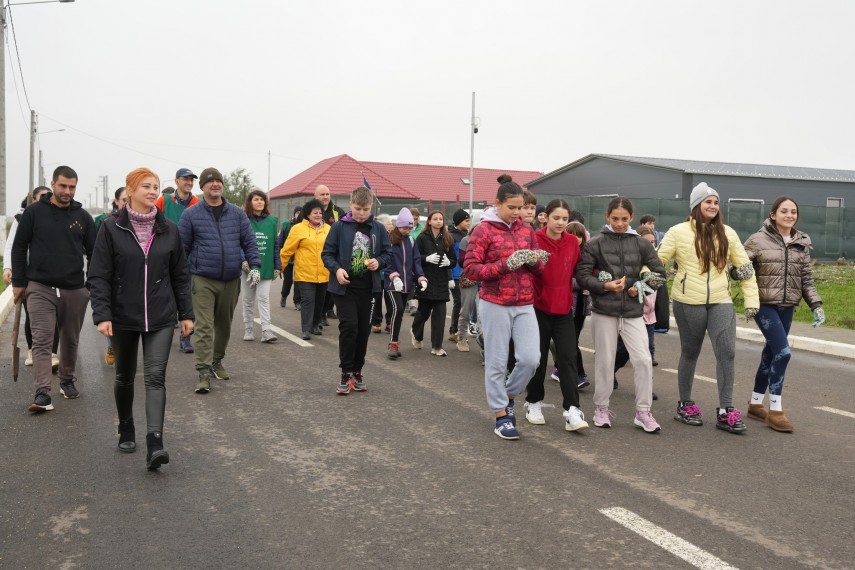 foto cumpana gazda unei noi actiuni de impadurire 3 000 de noi puieti au fost plantati in cadrul proiectului foto cumpana gazda unei noi actiuni de impadurire 3 000 de noi puieti au fost plantati in cadrul proiectului