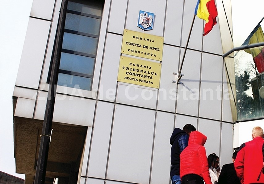 La Tribunalul Constanta: Politistul acuzat ca ar fi condus baut si ar fi provocat un grav accident, adus din arest in fata magistratilor! Ce solicita acesta  