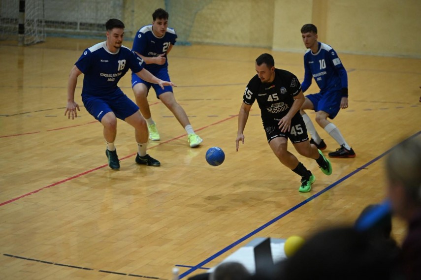 handbal cs medgidia pe locul doi in clasament iar in meciul urmator primeste vizita liderului csa steaua